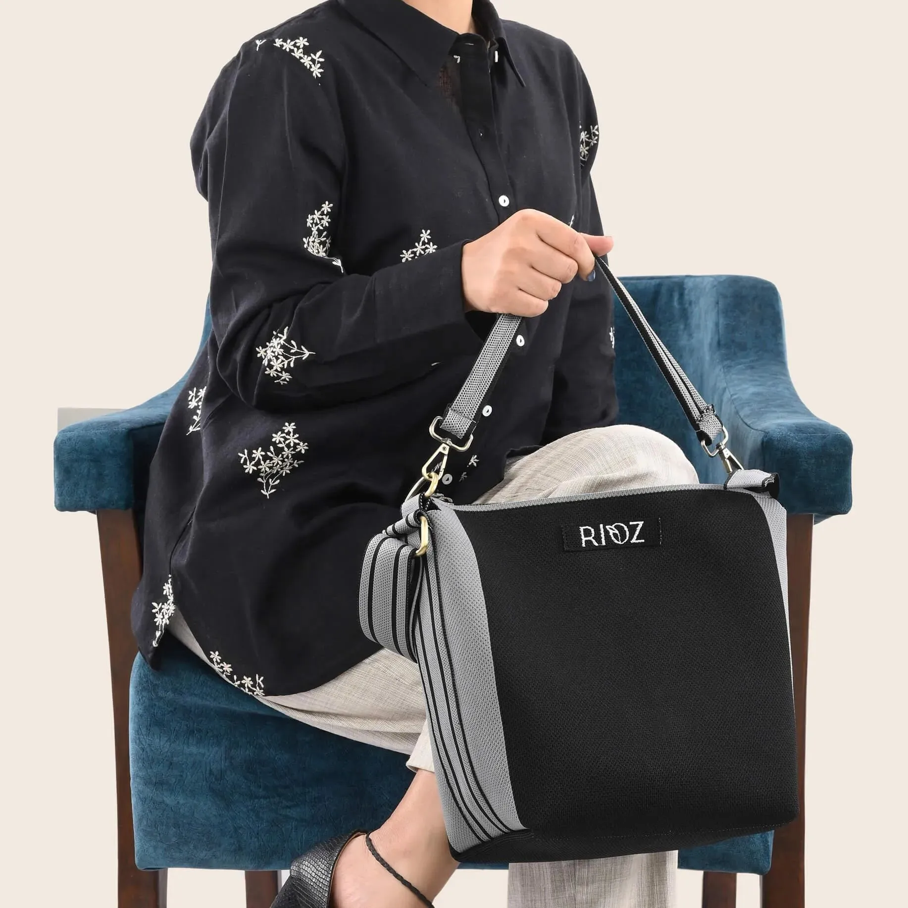 Atlas- Crossbody Sling Bag- Black