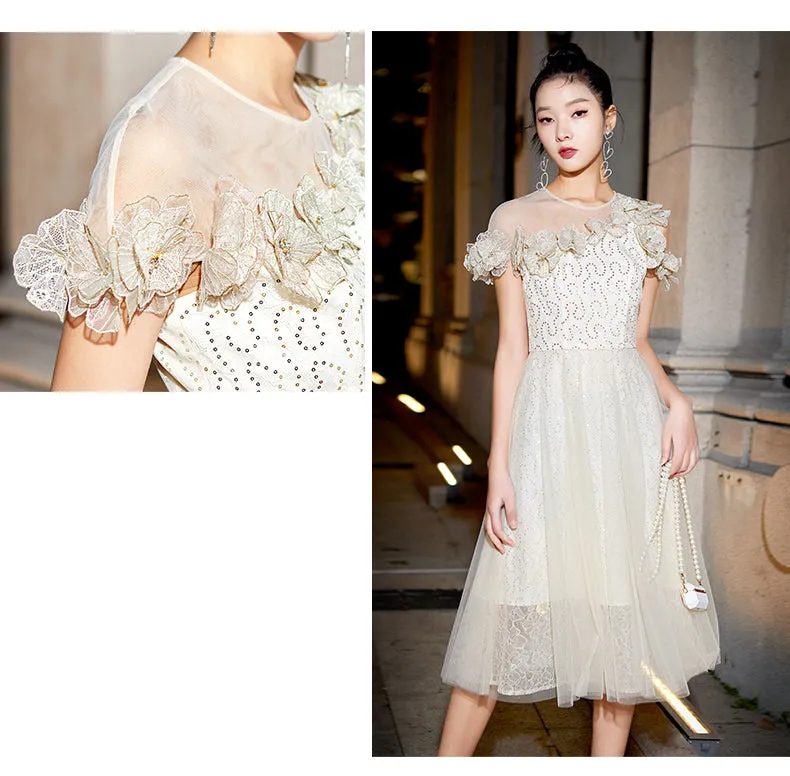 Crafted from high-quality fabric, this elegant dress- Ultra