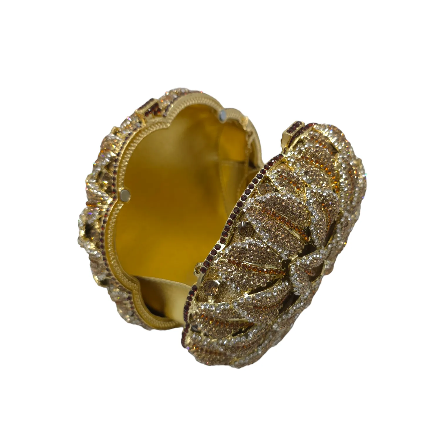 Luxurious Flower Clutch
