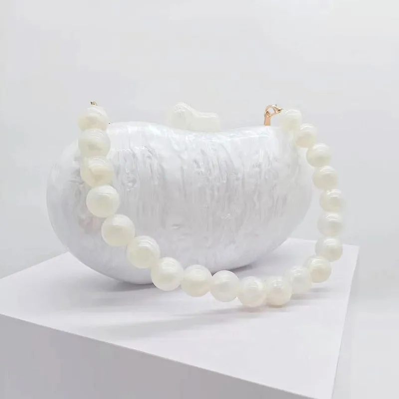 Pearl Clutch