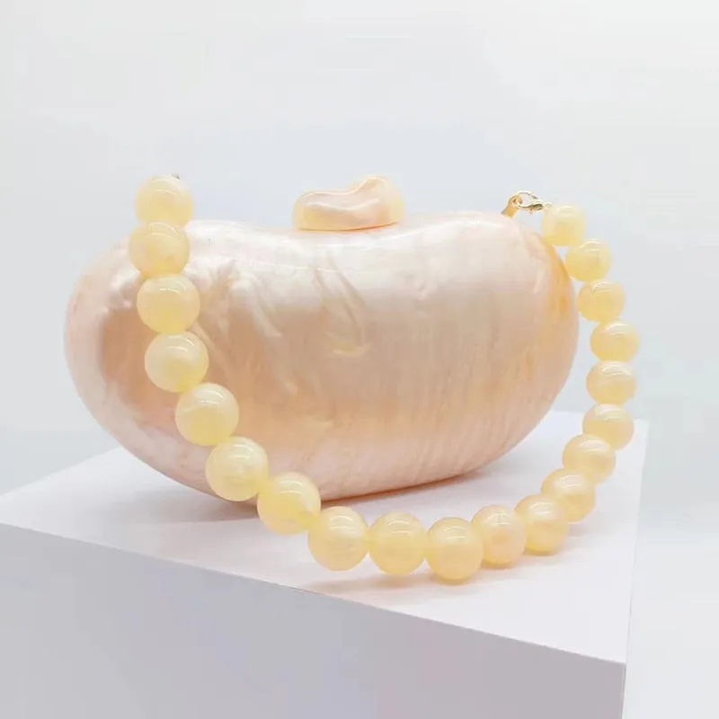 Pearl Clutch
