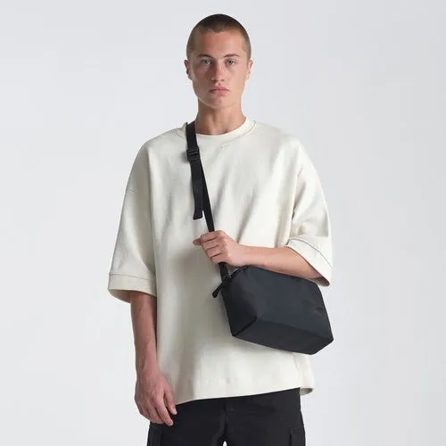 Urth Dolomite 7L Crossbody Camera Sling - Onyx